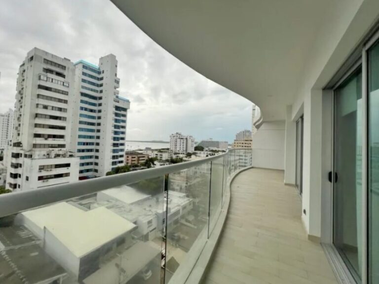 VENTA APARTAMENTO TRES ALCOBAS BOCAGRANDE